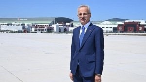 bakan-uraloglu-2024-yili-ilk-5-aylik-havayolu-istatistiklerini-acikladi-xw6FkQbz.jpg