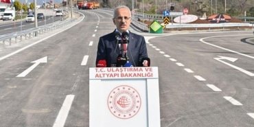 bakan-uraloglu-acikladi-otoyollardan-21-milyon-67-bin-377-arac-gecti-e9e2Kxuh.jpg