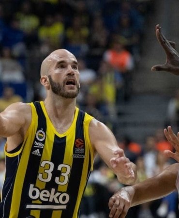 fenerbahce-beko-ile-nick-calathesin-yollari-ayrildi-l4mxxNvI.jpg