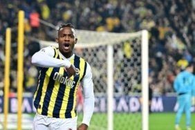 fenerbahceli-futbolculardan-batshuayiye-sok-hamle-vChXn9el.jpg