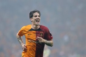 galatasaray-transfer-haberleri-fiorentinanin-nicolo-zaniolo-israri-italyanlar-teklifi-duyurdu-hVywH3jv.jpg