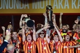 transfer-haberi-galatasaraydan-sag-bek-operasyonu-listeye-surpriz-bir-isim-eklendi-yQaA4VTJ.jpeg