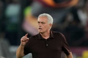 transfer-haberi-mourinhodan-birinci-kesik-geldi-fenerbahceliler-bu-habere-cok-uzulecek-QjWnVaik.jpg