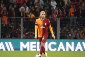 transfer-haberi-victor-nelsson-galatasaraydan-ayrilacak-mi-kararini-verdi-NTswOzEl.jpg