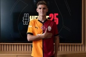 galatasarayin-3-danimarkali-futbolcusu-elias-jelert-jcWOtBk3.jpg