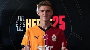 galatasarayin-yeni-transferi-elias-jelert-cok-mutlu-ve-heyecanli-wT7PbS4n.jpg