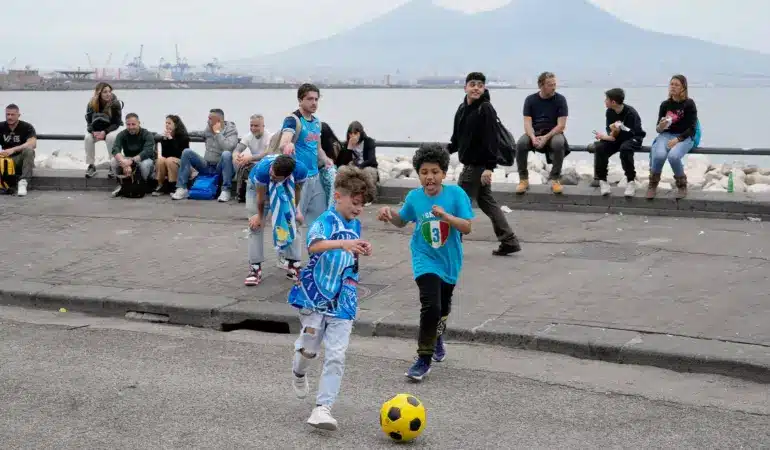 İtalya, AB ile yaşanan aile yardımları anlaşmazlığında mali sıkıntıları gerekçe gösterdi