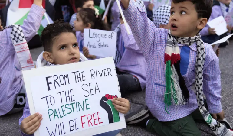 Almanya’da ‘Nehirden Denize Özgür Filistin’ sloganı atan bir kadına 600 euro para cezası verildi