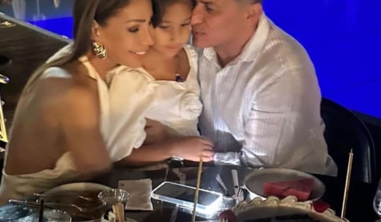 Eski Başbakan Hüseyin Özgürgün yeni yaşını İstanbul’da ailesi ile kutladı.