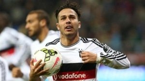 eski-besiktasli-kerim-freidan-surpriz-transfer-ewaaCZuI.jpg
