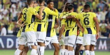 fenerbahce-yoluna-avrupa-liginde-devam-edecek-jose-mourinhonun-inanci-tam-81pglgTl.jpg