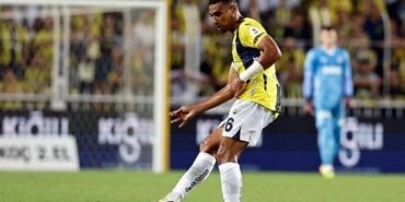 fenerbahcede-alexander-djikudan-3-puanin-onemine-vurgu-IXC8gb2V.jpg