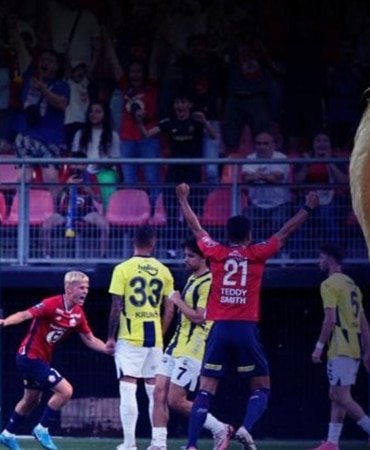 lille-fenerbahce-macindan-sonra-olay-ifade-tavirlari-gozden-kacmamali-58s1spHP.jpg