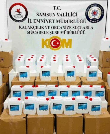 samsunda-sahte-icki-yapiminda-kullanilan-640-litre-etil-alkol-ele-gecirildi-Bajpf3C9.jpg