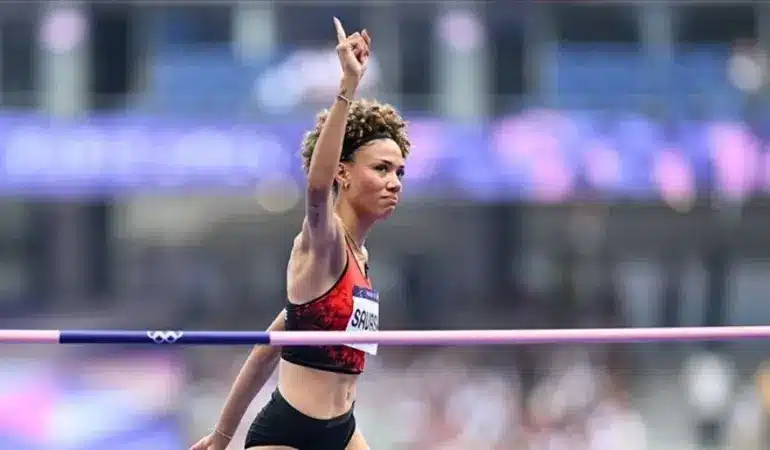 Gururumuz Buse Savaşkan bugün geliyor!