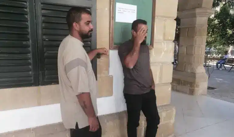 Kabloları çaldılar, 114 bin TL’ye hurdacıya sattılar