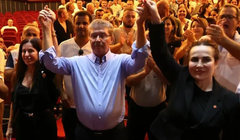 Girne’de Fatma Ünal zaferini ilan etti