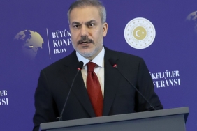 1733739918910AA-20241209-36432343-36432327-DISISLERI_BAKANI_FIDAN_15_BUYUKELCILER_KONFERANSININ_ACILISINDA_KONUSTU~2