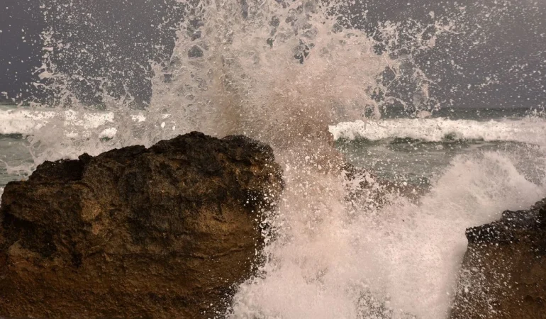 Meteoroloji Dairesi’nden denizlerde fırtınamsı rüzgar uyarısı