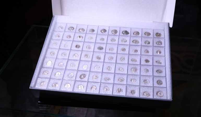 Yunanistan, Lidya medeniyetine ait 1055 sikkeyi Türkiye’ye teslim etti