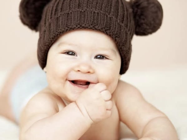 Bebeklerin göz rengi ne zaman kesinleşir?