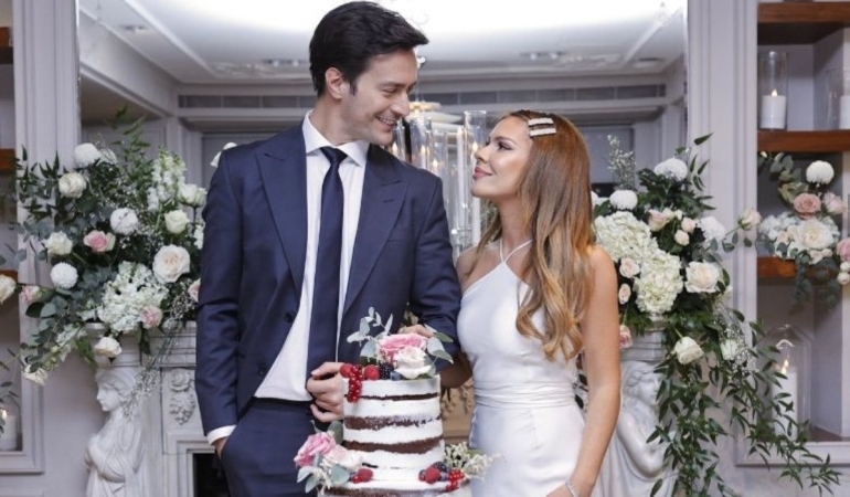 Oyuncu Feyyaz Şerifoğlu ve sevgilisi Merve Dinçkol nişanlandı