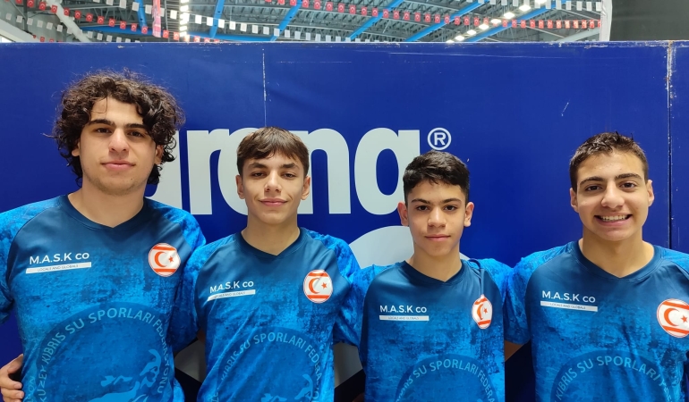 Kuzey Kıbrıs Yüzme Takımı Türkiye’de Yüzme Şampiyonası’nda madalya kazandı