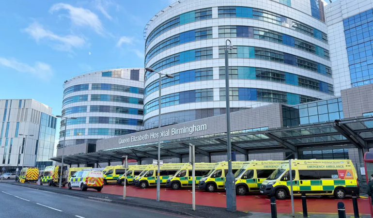 İngiltere’de birçok hastane grip vakalarındaki artış nedeniyle “kritik durum” ilan etti