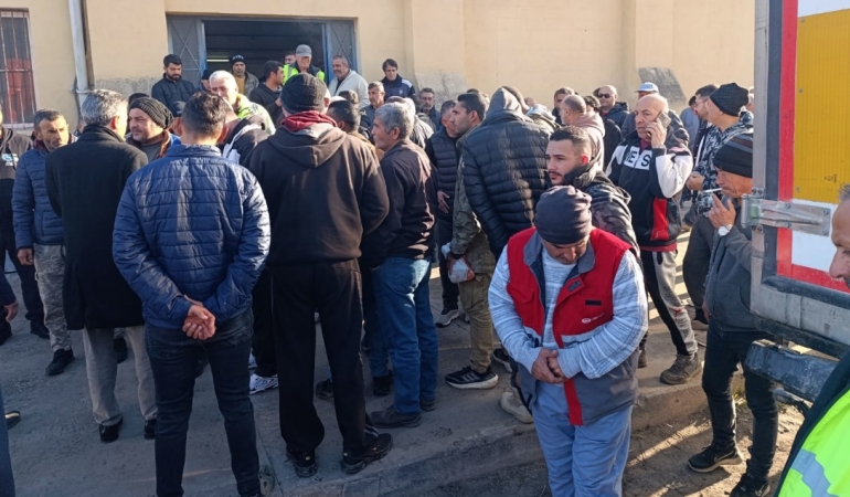 Liman İşçileri Sendikası, Gazimağusa Limanı’nda uyarı grevi yaptı