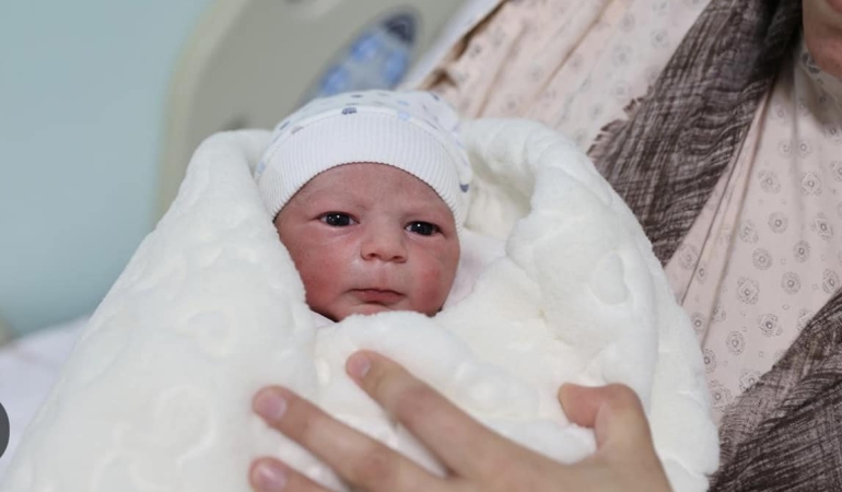 “Türkiye’de yeni yılın ilk bebekleri dünyaya ‘merhaba’ dedi