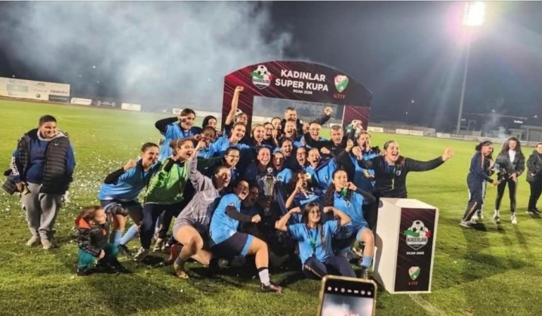 Kadınlar Süper Kupası’nı Mağusa Spor Akademisi Kadın Futbol Takımı kazandı.