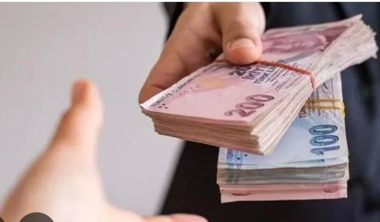 AYNI SAATLERDE ÇALIŞAN İNSANLAR ARASINDAKİ GELİR DAĞILIMINA BAKIN