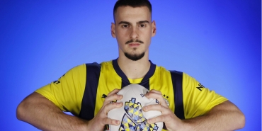 ognjen-mimovic-fenerbahce-1738751318-160293