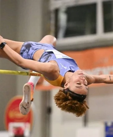 v2busesavakan_1738770181