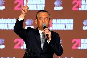 660x310-ak-partiden-ozgur-ozele-tepki-cunta-esittir-chpdir-1743938621999