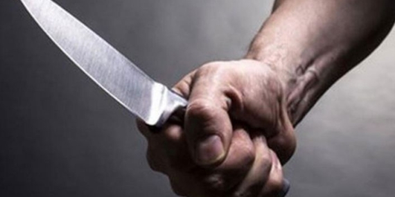 GİRNE’DE ÜÇ KİŞİYİ BIÇAKLA AĞIR YARALAYAN ŞAHIS TUTUKLANDI