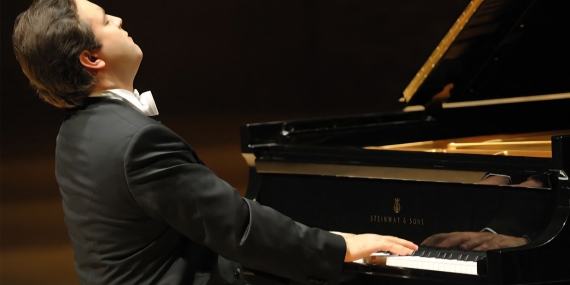 PİYANİST ALEXEİ VOLODİN PAZAR AKŞAMI BELLAPAİS’TA SAHNE ALIYOR