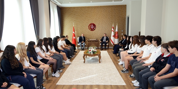 ÖZTÜRKLER, TED KOLEJİ ÖĞRENCİLERİNİ KABUL ETTİ