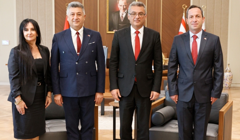 CUMHURBAŞKANI TUFAN ERHÜRMAN, SİVİL SAVUNMA TEŞKİLATI BAŞKANINI KABUL ETTİ