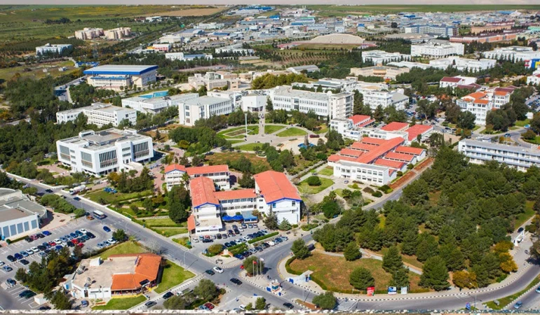 DAÜ Vakıf Yöneticiler Kurulu’nda başkan Erdal Özcenk dahil 8 isim görevden alınıyor!