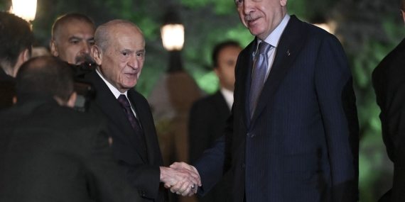 Türkiye Cumhurbaşkanı Recep Tayyip Erdoğan, MHP Genel Başkanı Devlet Bahçeli’yi ziyaret etti