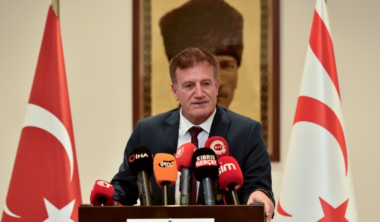 BAKAN ARIKLI’DAN 3 ARALIK DÜNYA ENGELLİLER GÜNÜ MESAJI