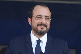 v2adsztasarm10_1745498815