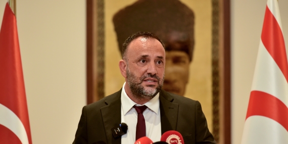 ZEKİ ÇELER: G82 VE N82 KODLARIYLA TÜRKİYE’YE ALINMAYAN VATANDAŞLARI CUMHURBAŞKANI ERHÜRMAN’A SORDUK