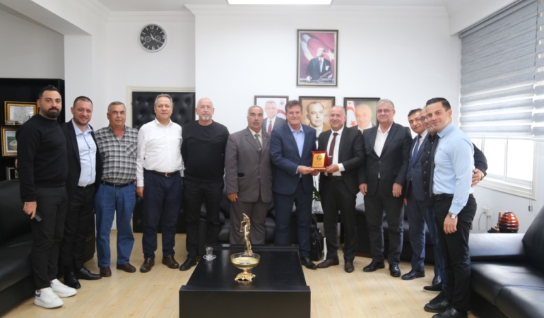 ARIKLI, ADANALILAR DERNEĞİ’Nİ KABUL ETTİ