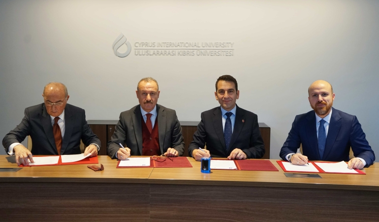 UKÜ, Türkiye’den iki üniversite ile iş birliği protokolü imzaladı