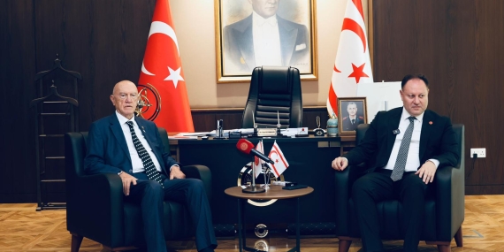 ZİYA ÖZTÜRKLER, NARENCİYE SEKTÖRÜ TEMSİLCİLERİYLE GÖRÜŞTÜ: SEKTÖR ORTAK HAREKET PLANI İLE DAHA GÜÇLÜ BİR YAPIYA KAVUŞACAK