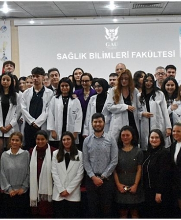 1765616028229beyz önlük 2