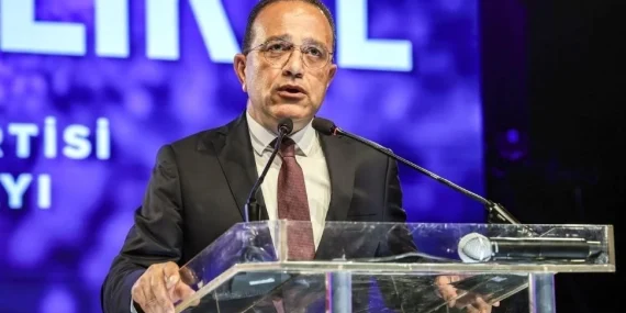 ERKUT ŞAHALİ’DEN HÜKÜMETE: HEM UMURSUS HEM ONURSUS