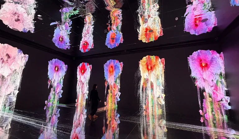 DİJİTAL SANATIN YENİ BULUŞMA NOKTASI: ‘THE CUBE’ İSTANBUL’DA